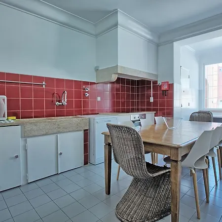 Liverpool Terrace * リスボン
